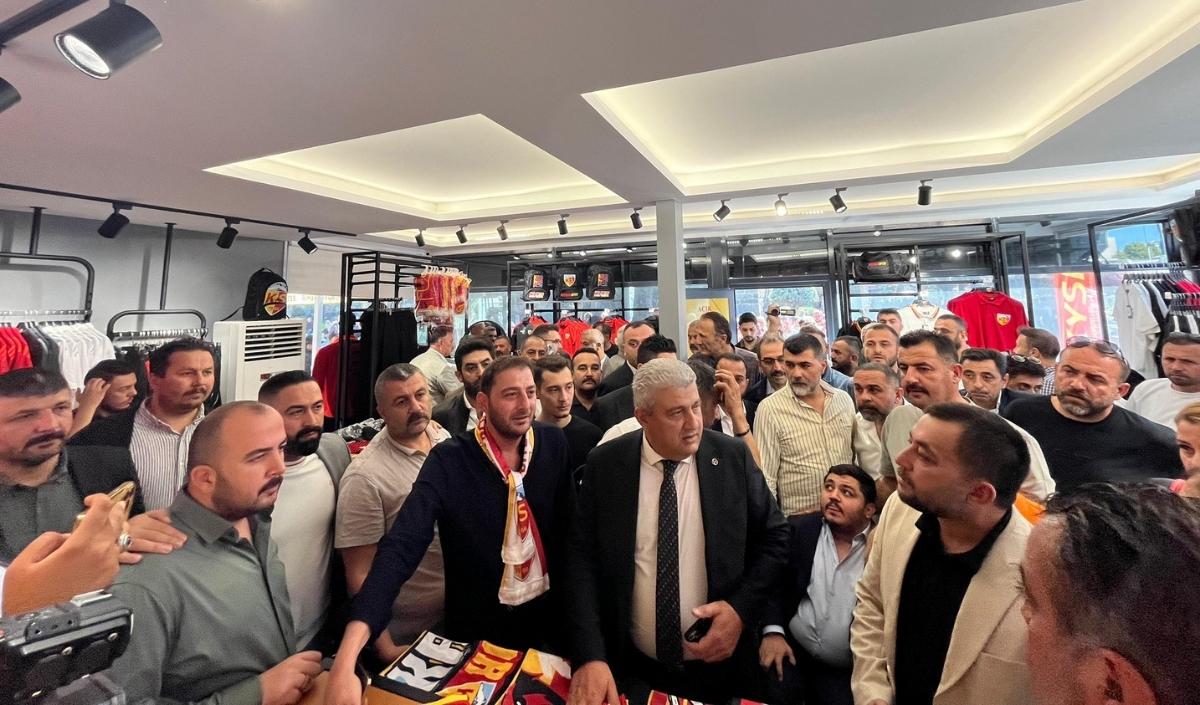 Mhp Kayseri Il Teşkilatı Ks Store'dan Alışveriş Yaptı (1)
