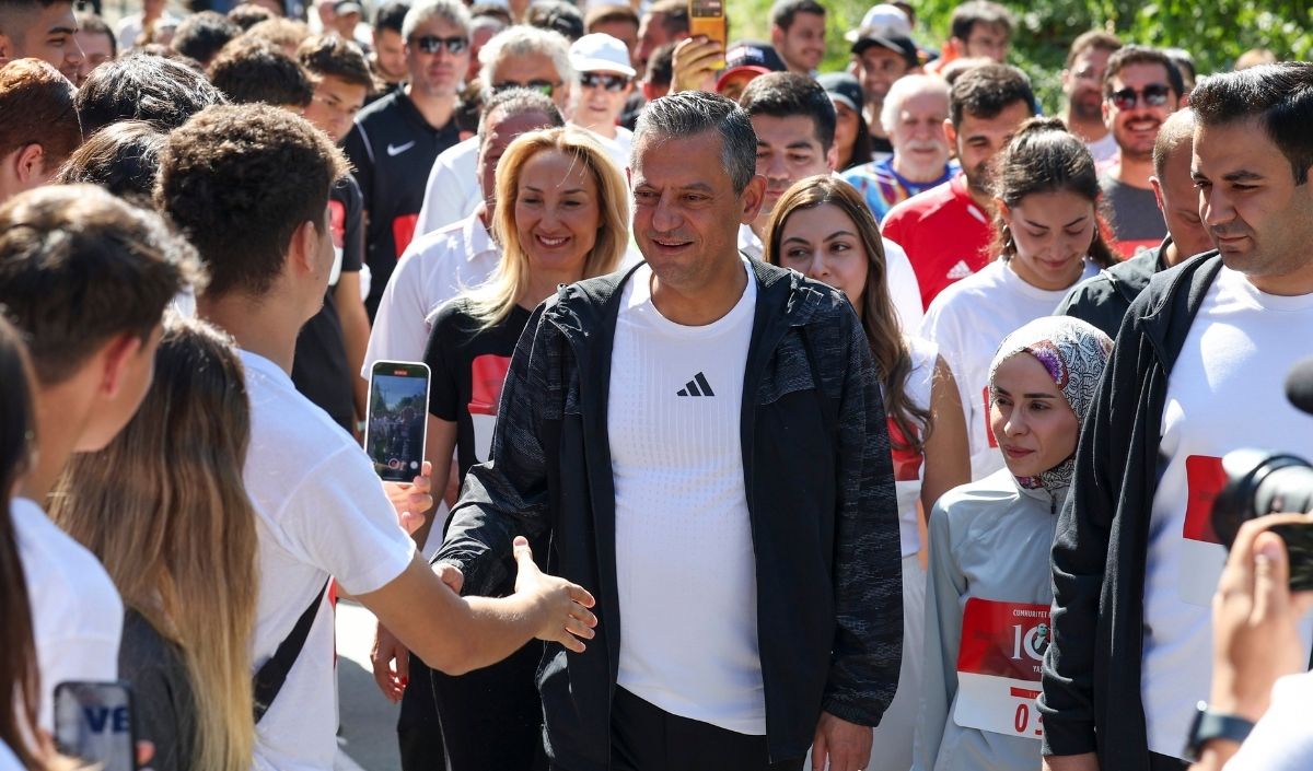 Özgür Özel, Chp’nin 102’Nci Yıl Koşusu’na Katıldı (3)