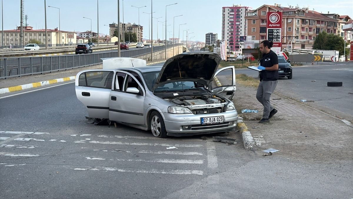 Sivas Kaza 1 Olu 3 Yarali (4)