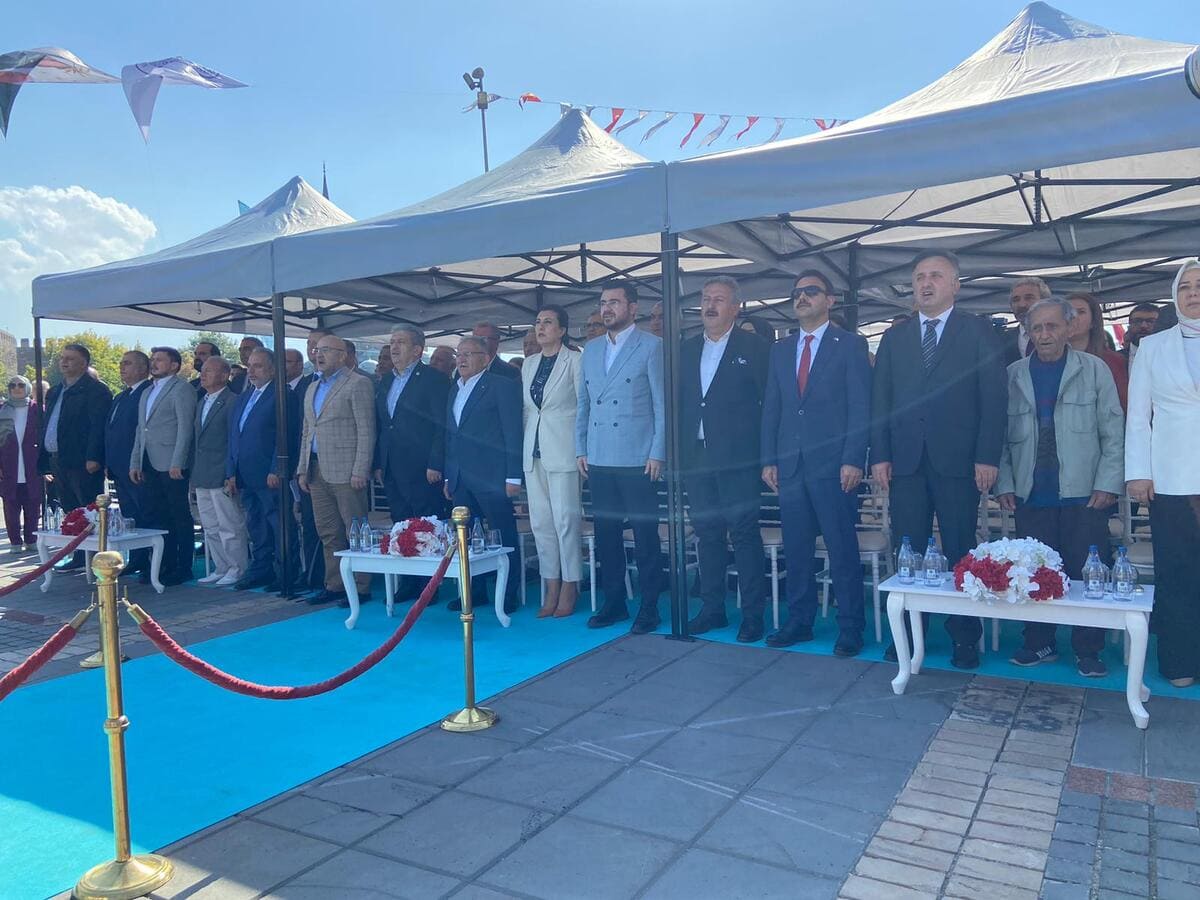 memduh büyükkılıç