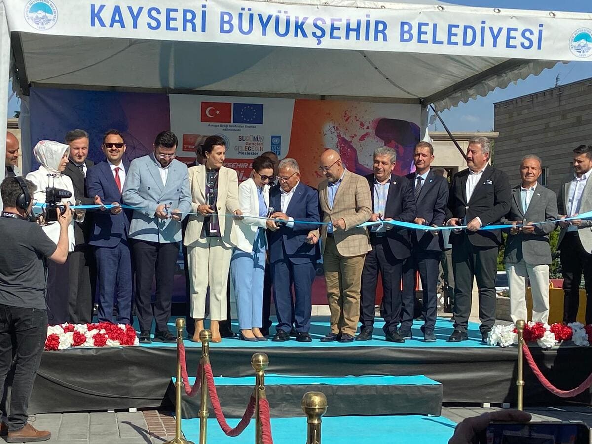 memduh büyükkılıç