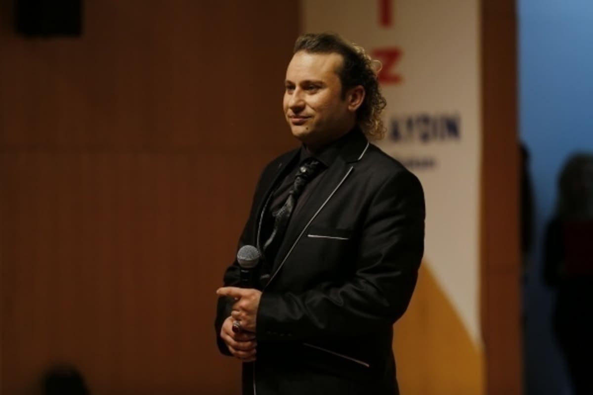 onur akay