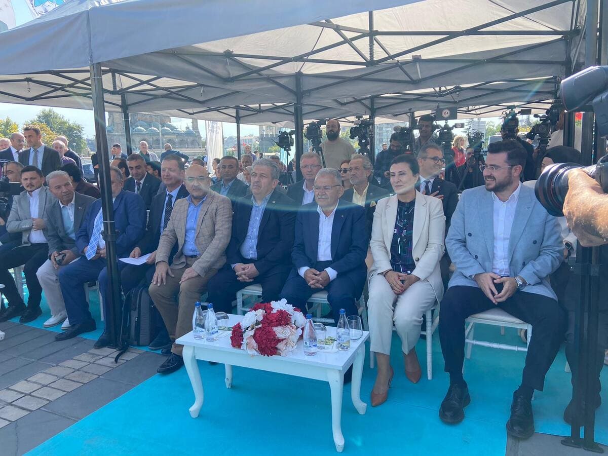 memduh büyükkılıç