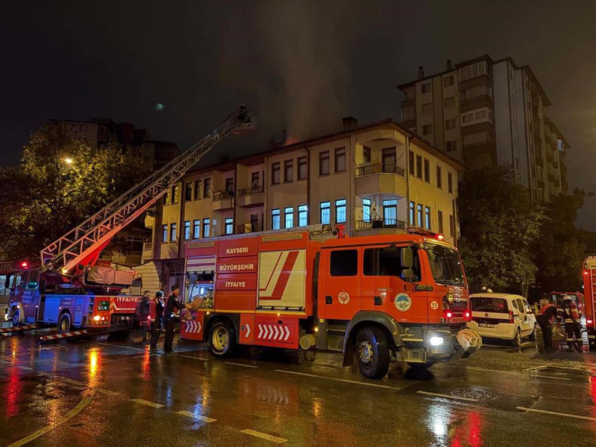 eşine sinirlendi binayı yaktı