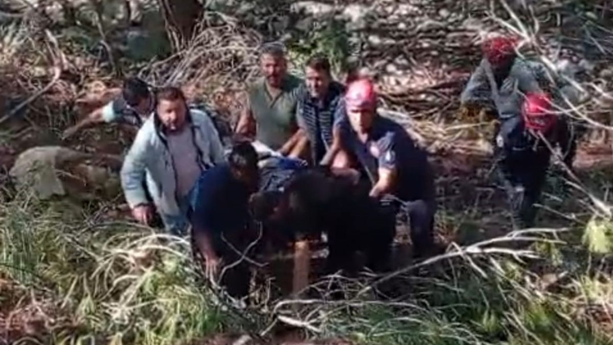Adana Kozan Kamyon Surucu Hayatini Kaybetti (2)