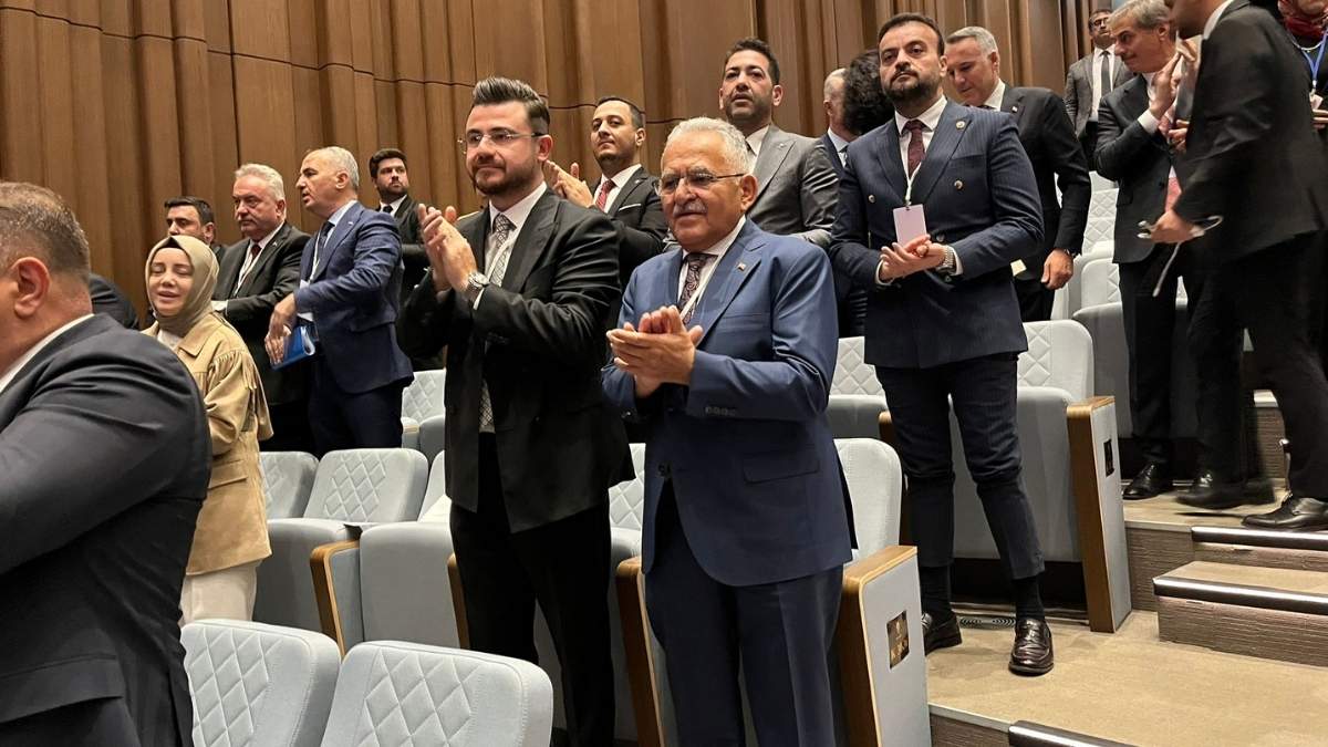 Ak Parti Il Baskanlari Toplantisi (1)