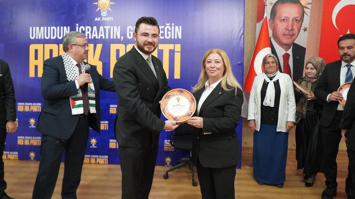 Ak Parti Kayseri Ilçe Toplantıları (2)