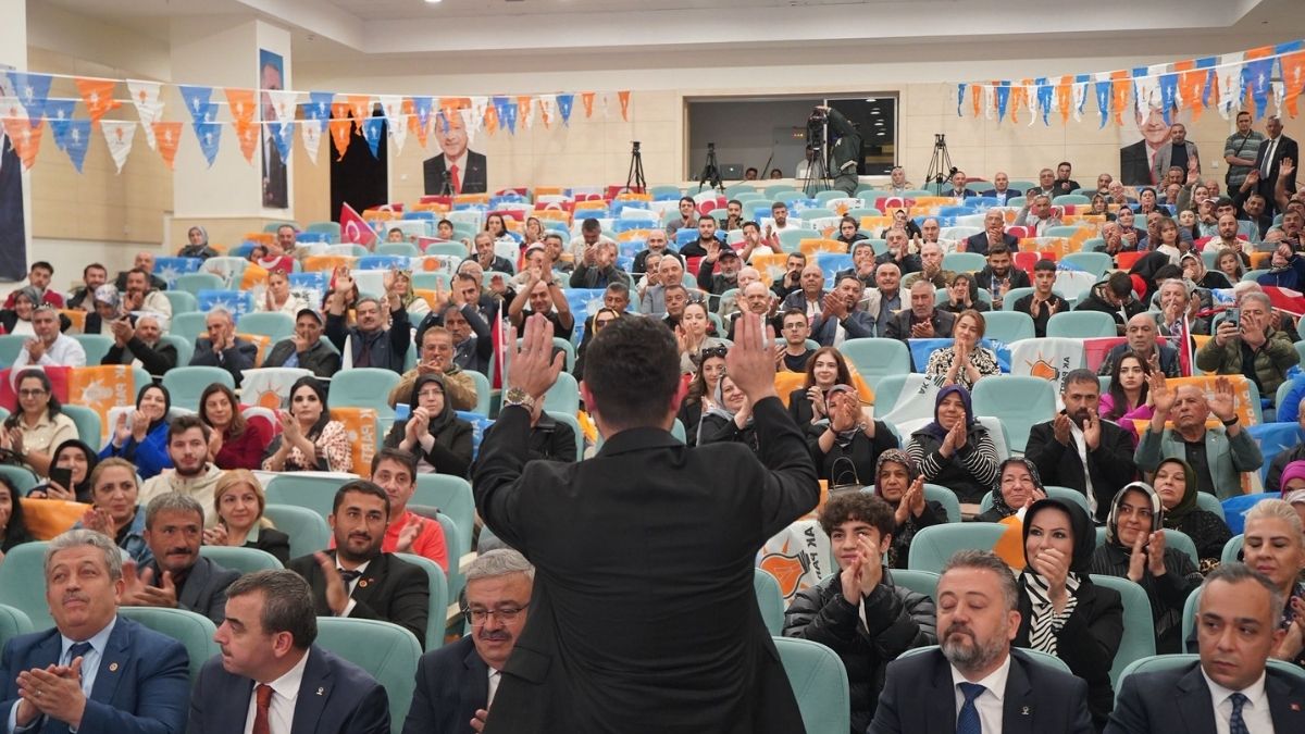 Ak Parti Kayseri Ilçe Toplantıları (3)