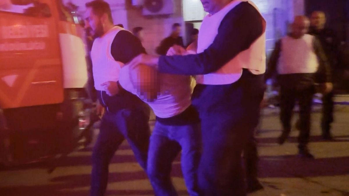 Aksarayda Balkonda Cocuklarini Rehin Aldi (3)