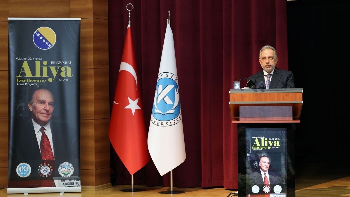 Aliya İzzetbegoviç Talasta Anıldı (2)