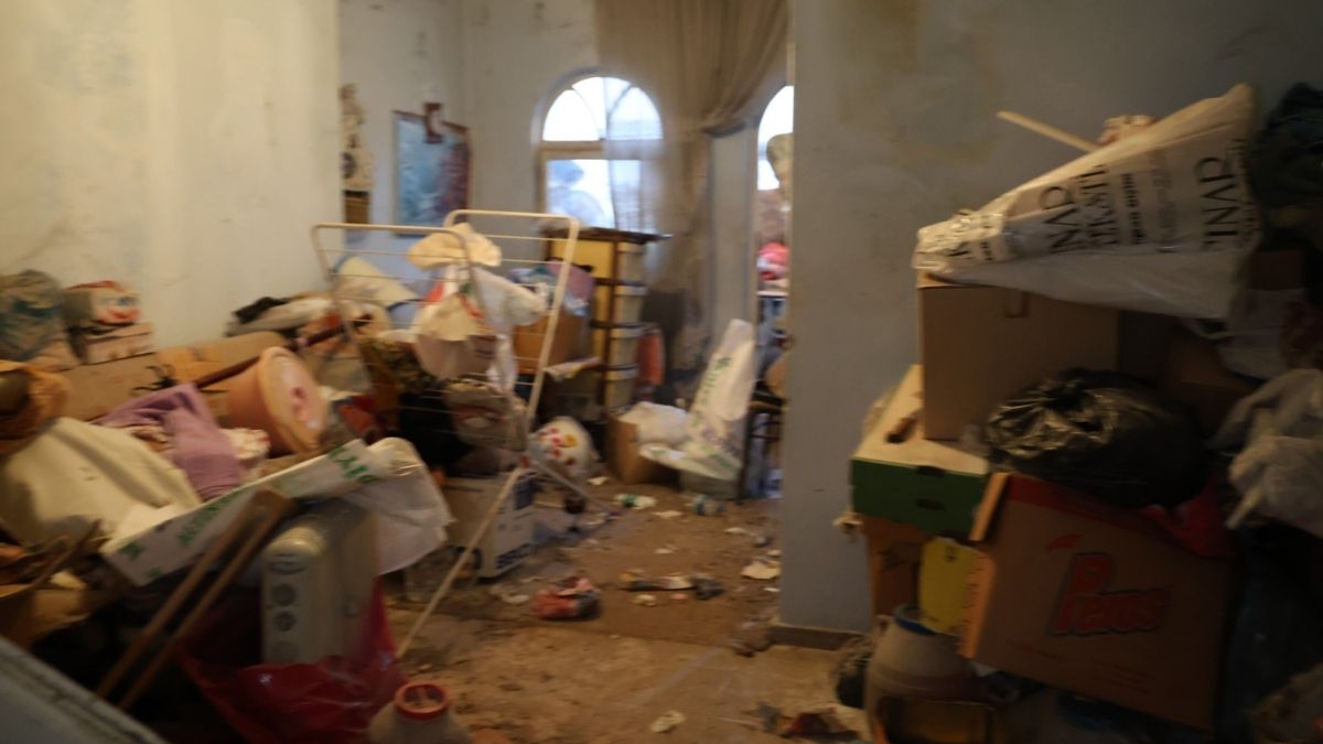 Annesinin Ölüsüyle 1 Ay Yaşadı (3)