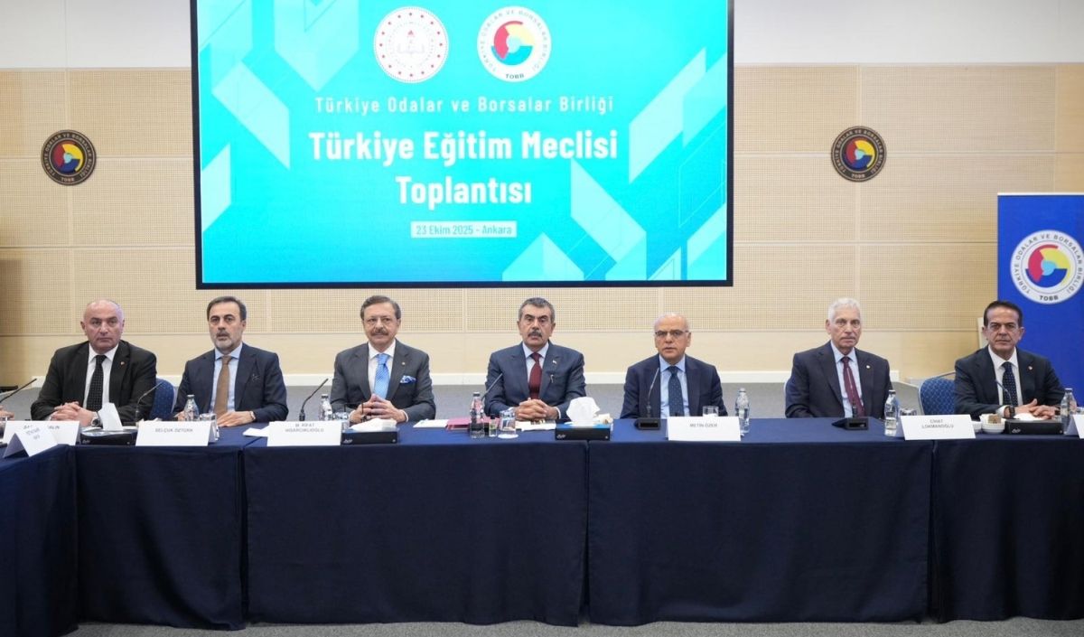 Bakan Tekin Barışı Tesis Edecek Kuşaklar Yetiştirmeliyiz (2)