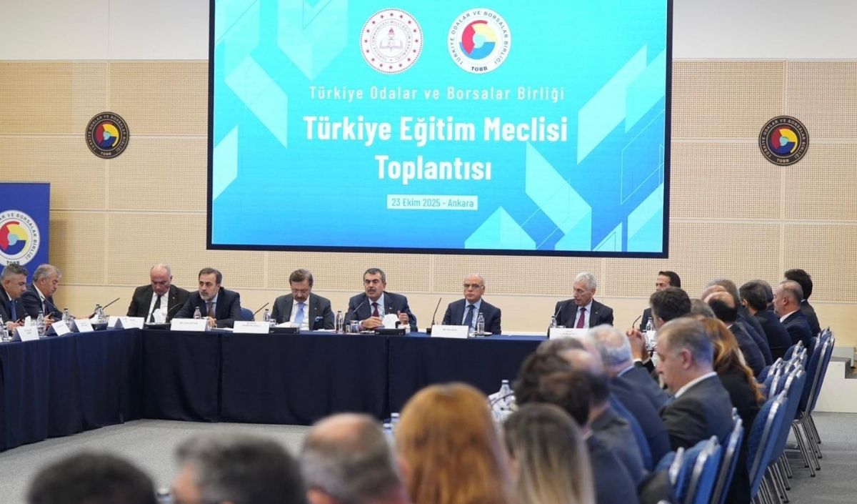 Bakan Tekin Barışı Tesis Edecek Kuşaklar Yetiştirmeliyiz (3)