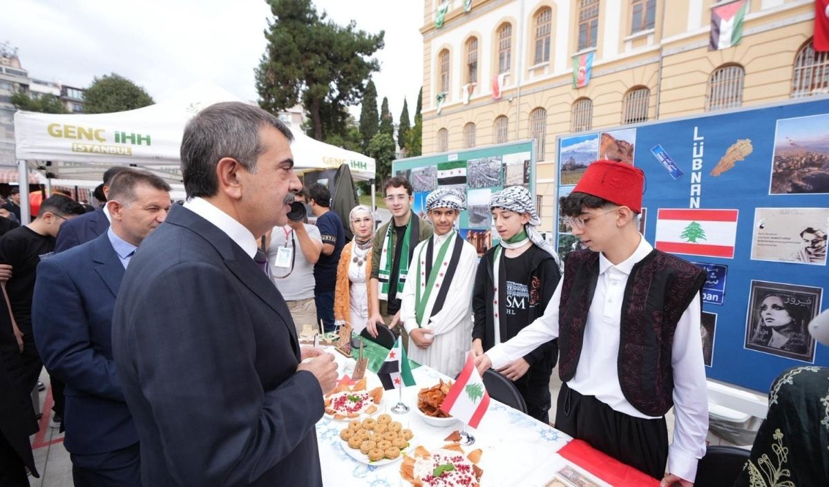 Bakan Tekin İmam Hatip Okulları Türkiye’nin Eğitim Markasıdır (1)