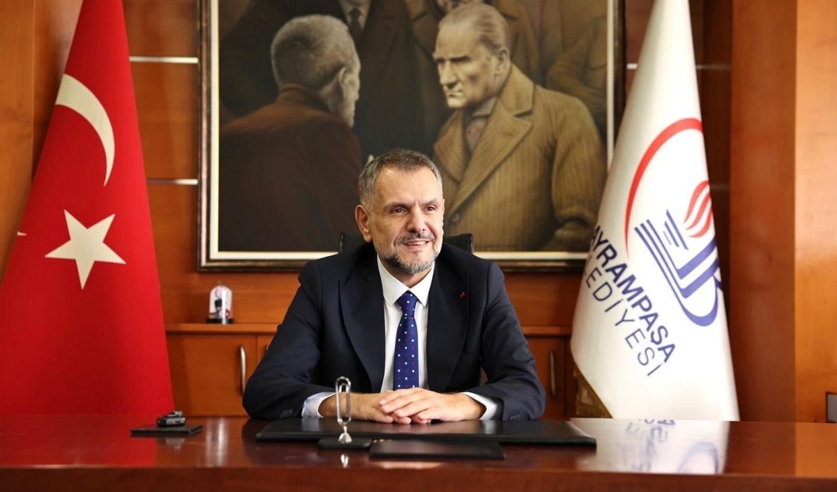 Bayrampaşa Belediyesi Akp’ye Geçti İbrahim Akın Göreve Başladı (1)
