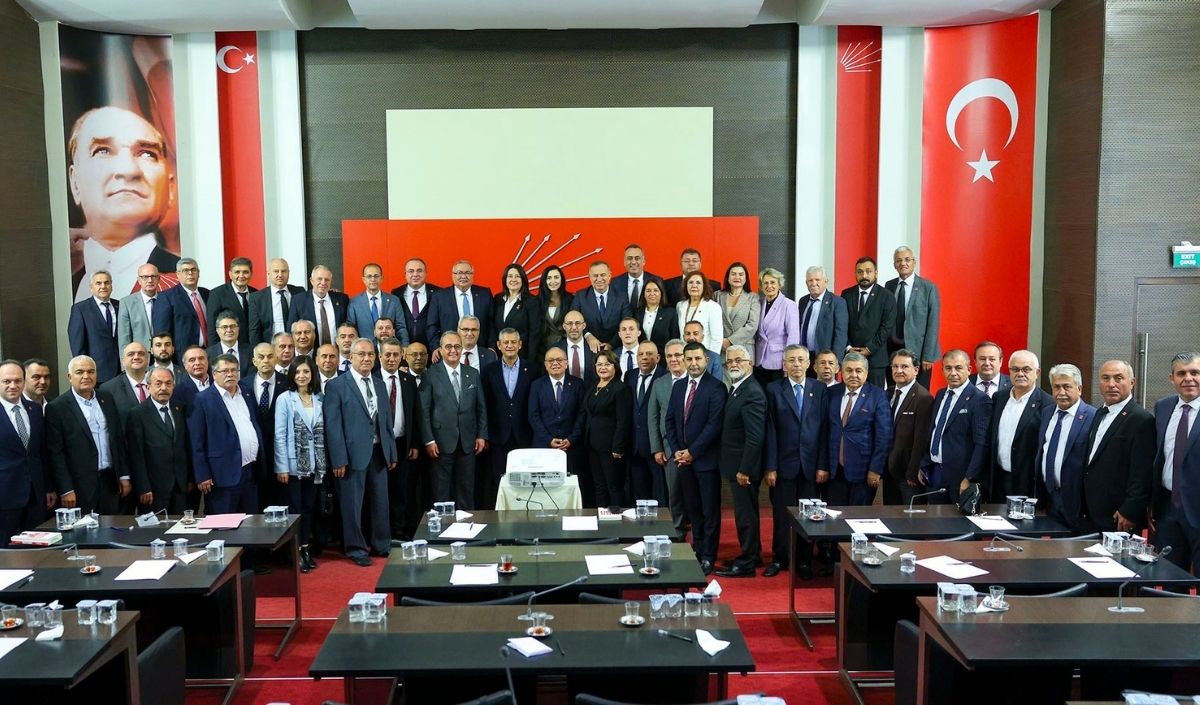 Chp Aydın Meclis Grubundan Özgür Özel’e Ziyaret! (2)