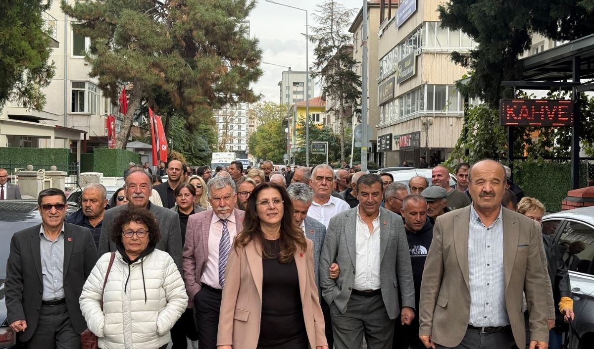 Chp Kayseri İl Başkanı Ümit Özer Yeni Il Binasını Gezdi (4)