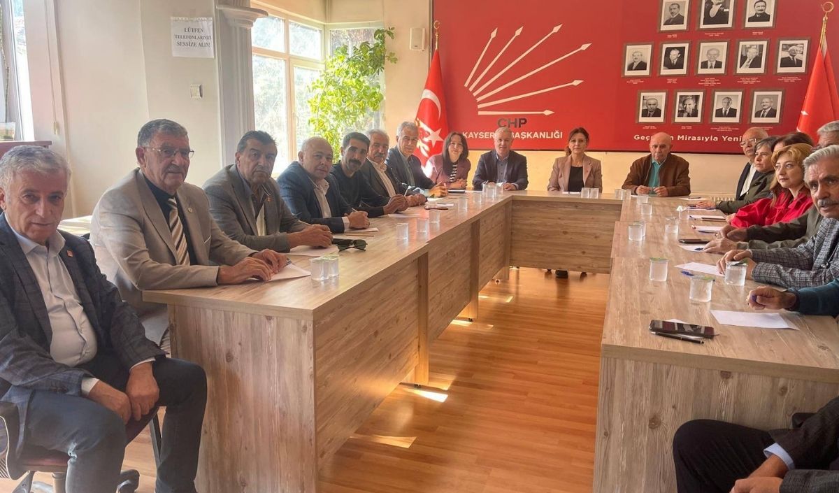 Chp Kayseri İl Başkanı Ümit Özer’den Özgür Özel’e Tam Destek (3)