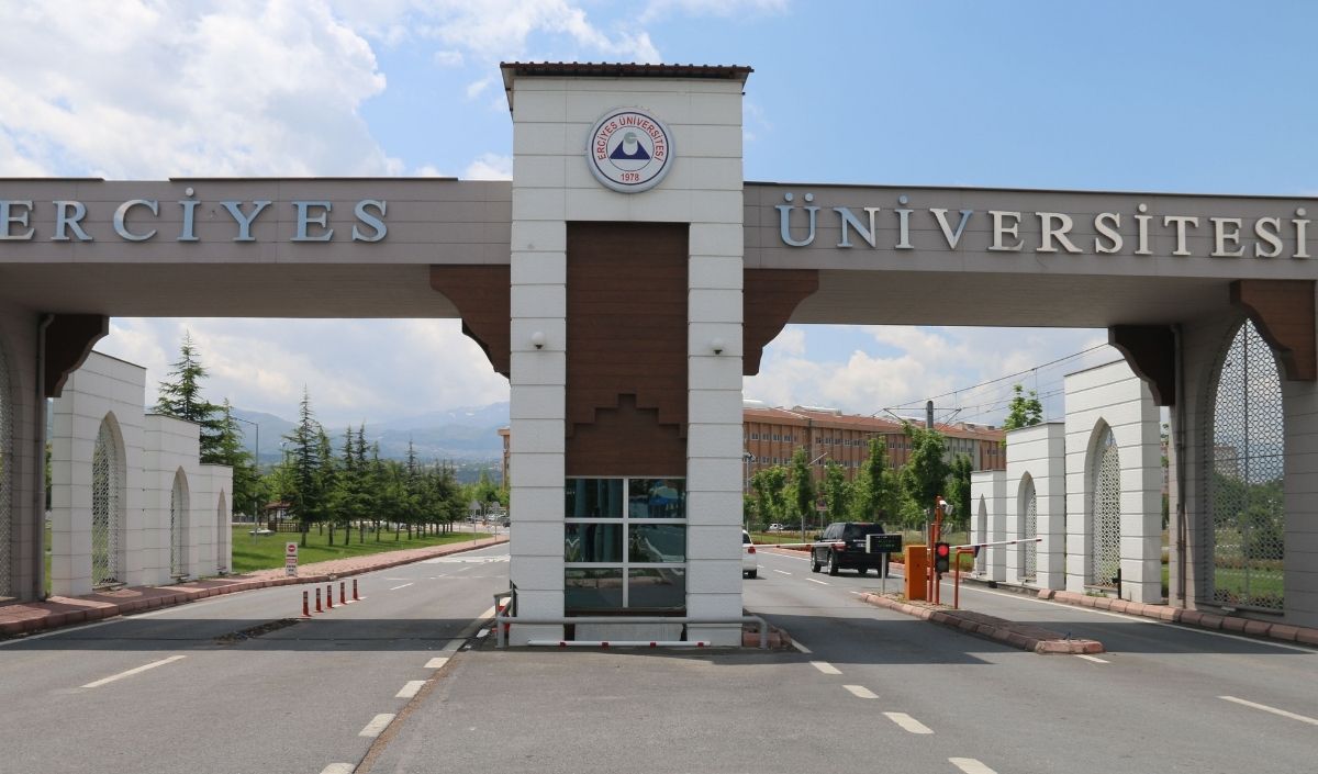 Erciyes Üniversitesi Ve Abdullah Gül Üniversitesi Dünya Sıralamasına Girdi (3)