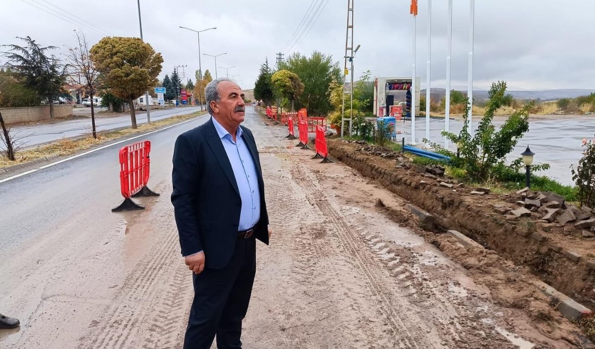 Felahiye Belediyesi’nden Altyapı Hamlesi Kablolar Yer Altına Alındı (2)