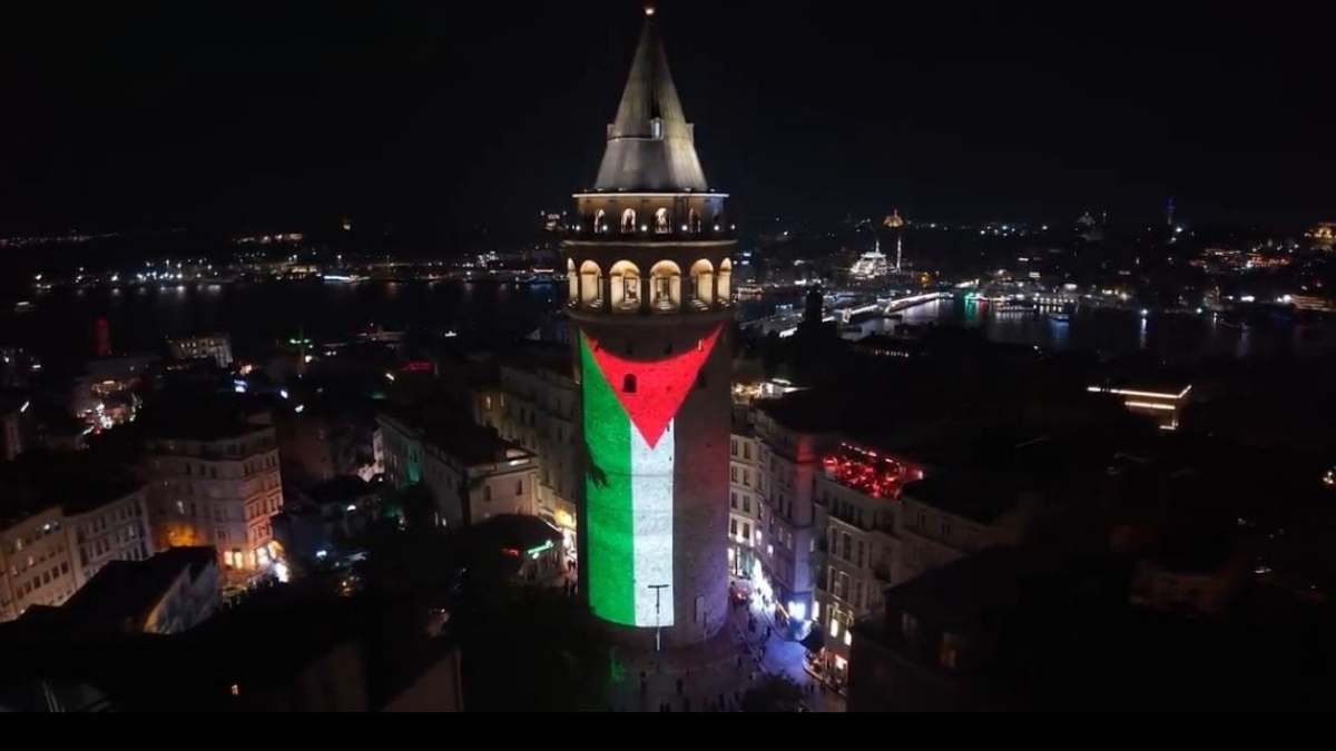 Galata Kulesi Filistin Bayrağı5