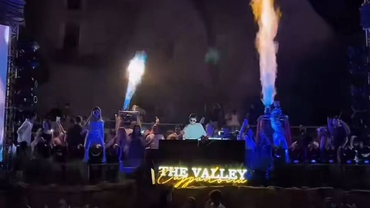 Gizemli Mağara Gecesi Kayserililer Oraya Akın Ediyor!11