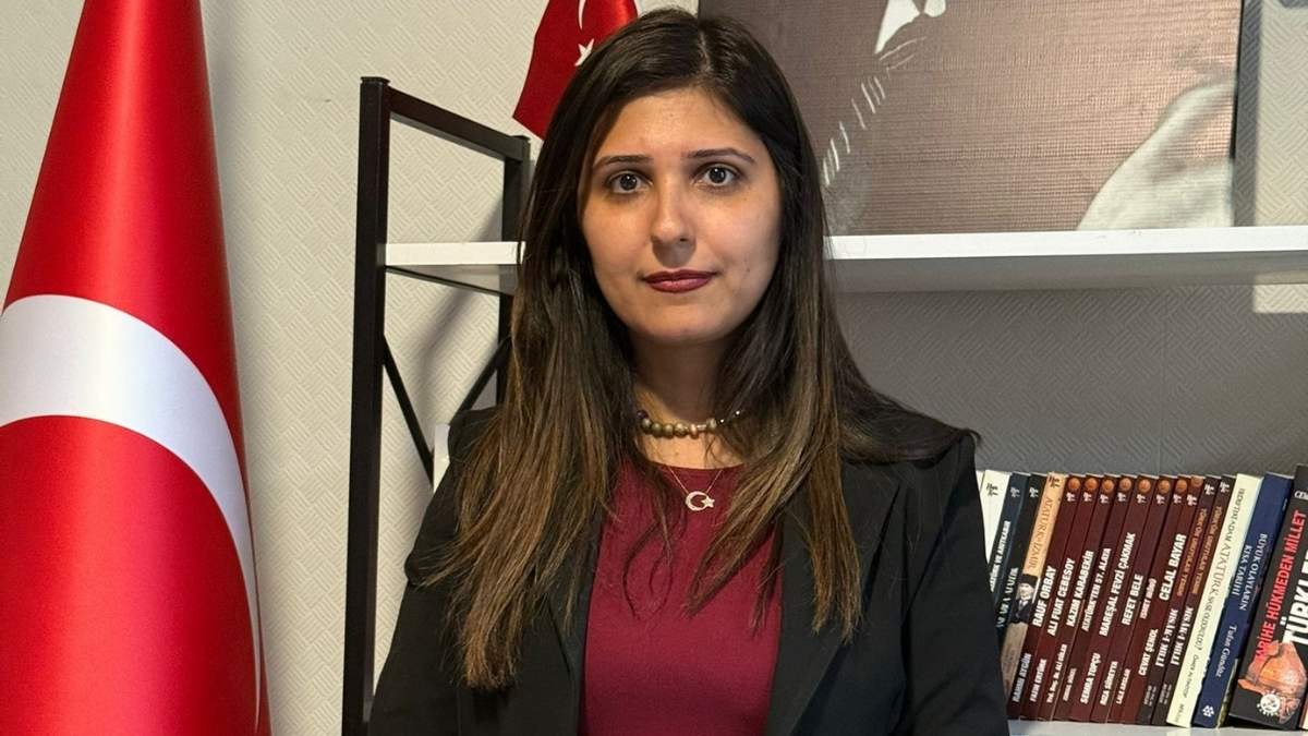İyi̇ Parti̇ İlçe Başkani