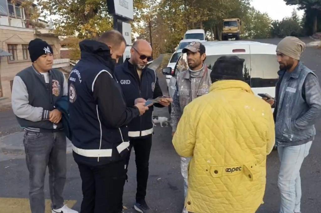 Kayseri̇ Afgan Göçmen (2)