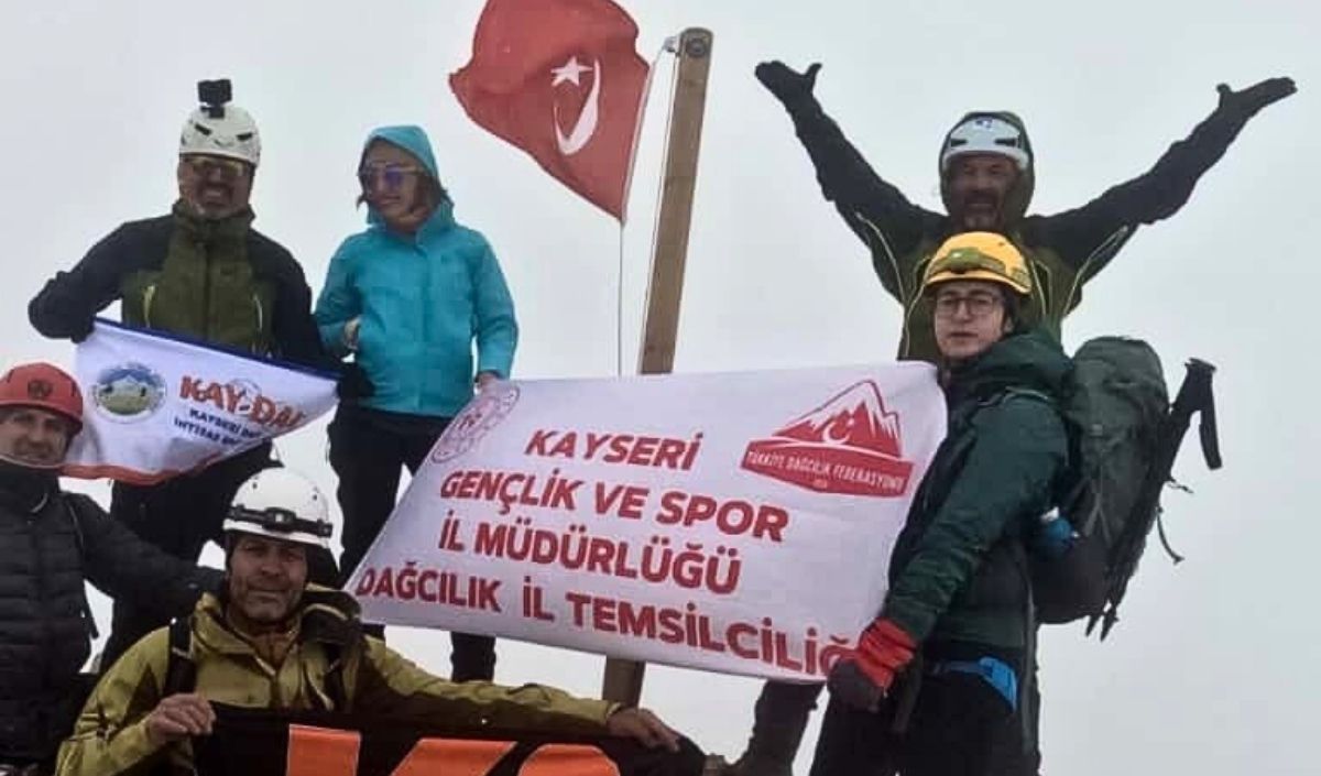 Kayseri Demizkazık Dağları Zirve Tırmanışı (2)