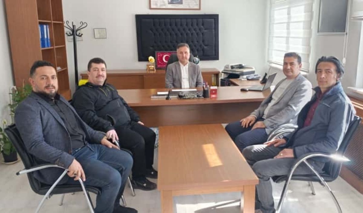 Kayseri İl Millî Eğitim Müdürü Esen’den Yeşilhisar’da Iki Okul Ziyareti (1)