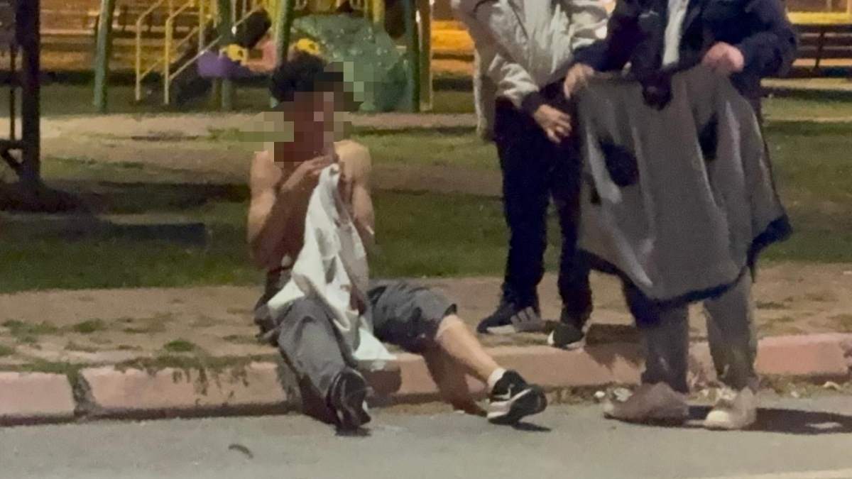 Kayseri Melikgazi’de Parkta Bıçaklı Kavga 4 Yaralı, 4 Gözaltı!5