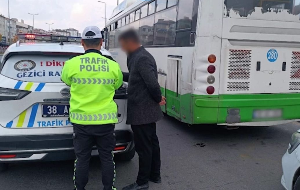Kayseri Otobüs Kullanan Çocuk (4)