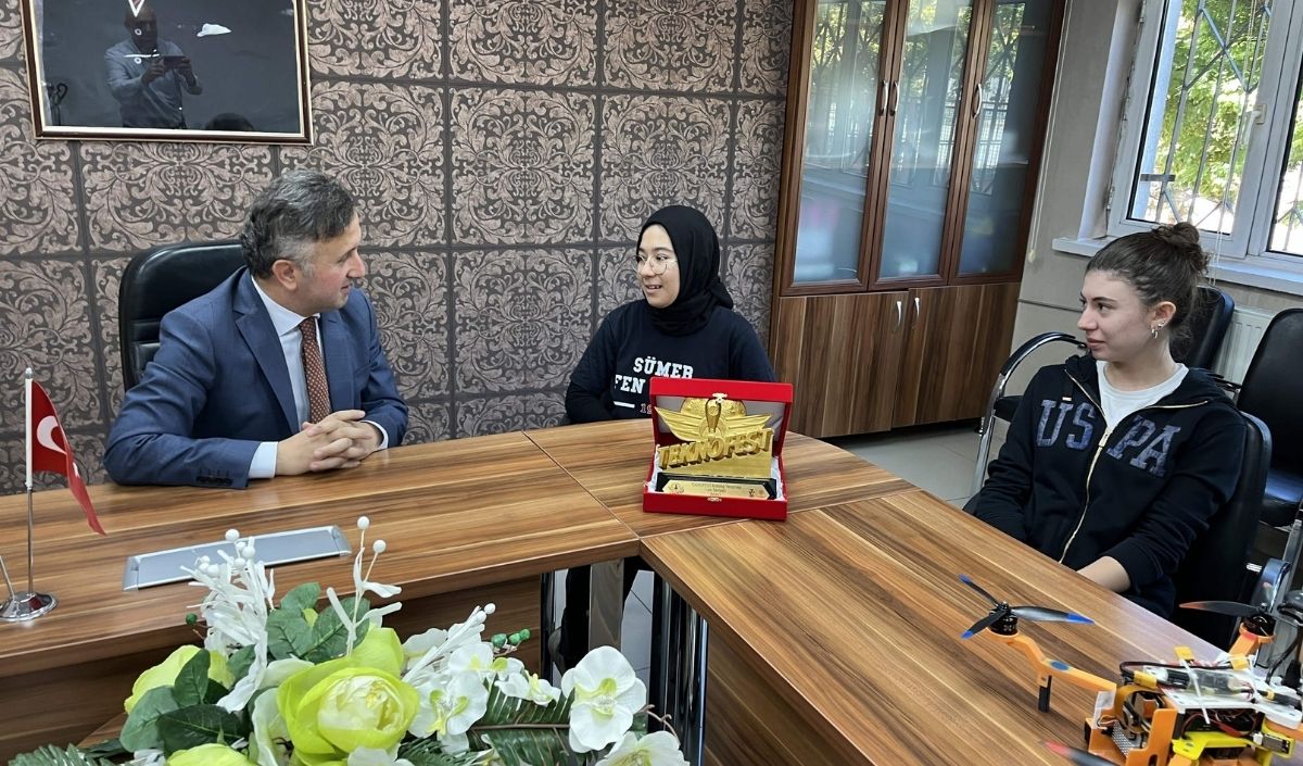Kayseri Sümer Fen Lisesi Türkiye Birinciliğiyle Gururlandırdı (3)
