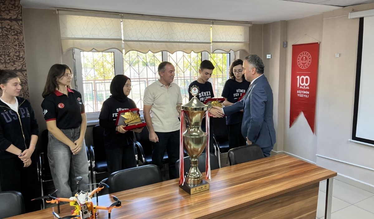 Kayseri Sümer Fen Lisesi Türkiye Birinciliğiyle Gururlandırdı (4)