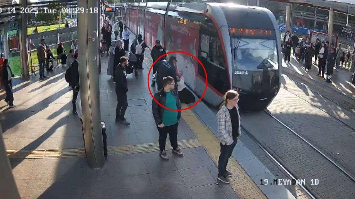 Kayseri Tramvay Kahraman Guvenlik (2)