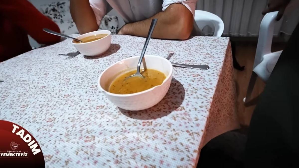 Kayseri Yağlaması Elle Mi Yenir Öğrenci Evinde Tartışma Büyüdü!4