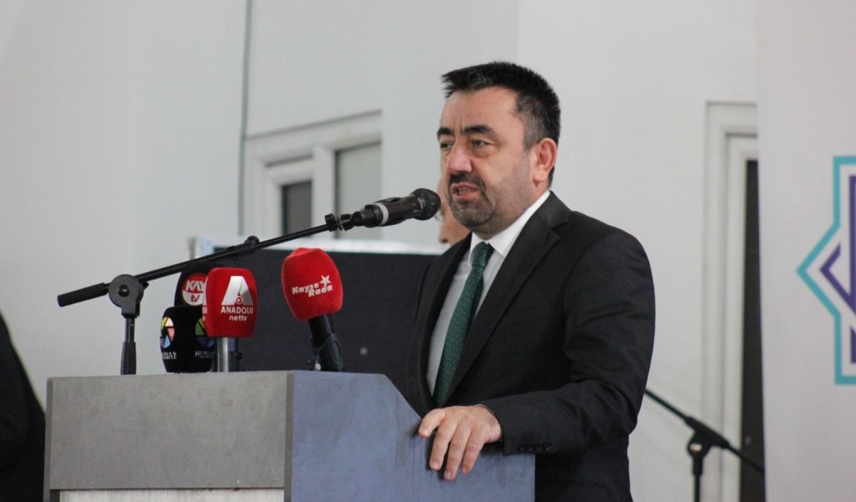 Kayseri’de İmam Hatip Okullarının 74. Yılı Kutlandı (4)