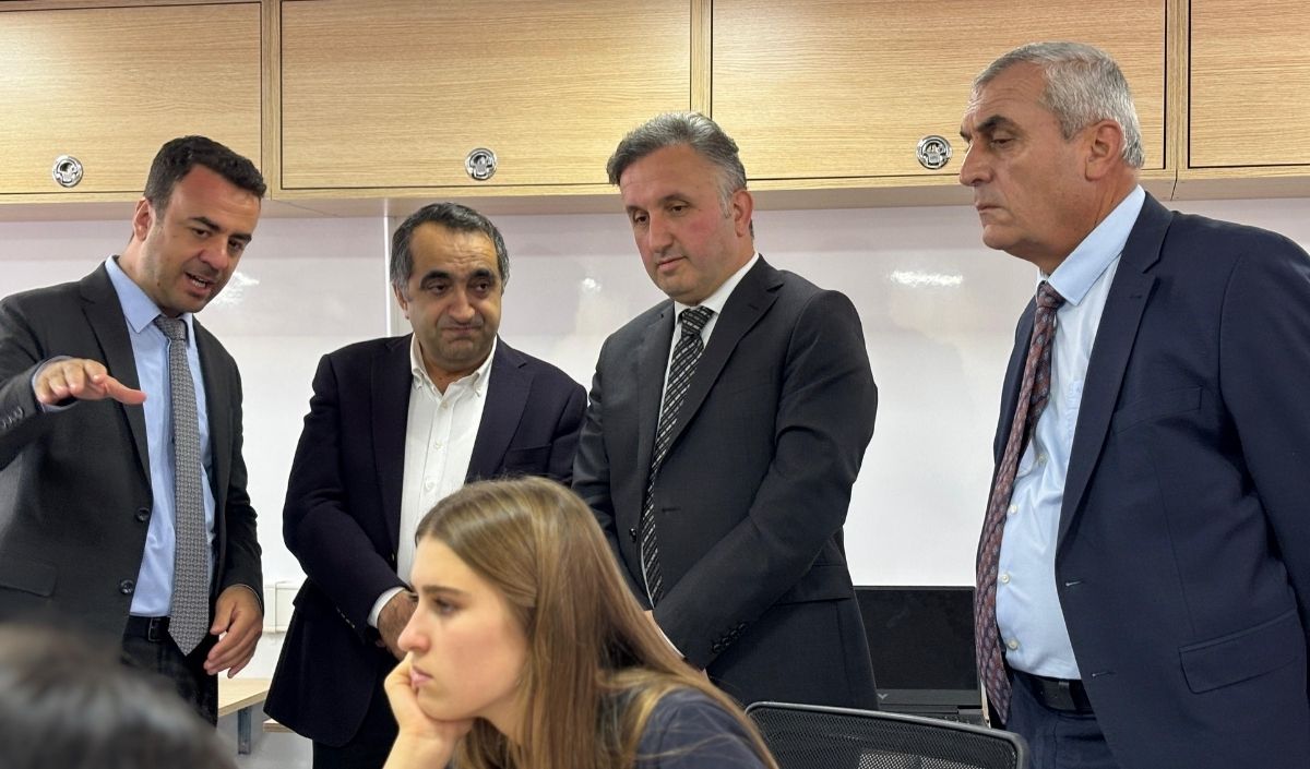 Kayseri’de Mobil Dijital Gençlik Merkezi Açıldı (4)