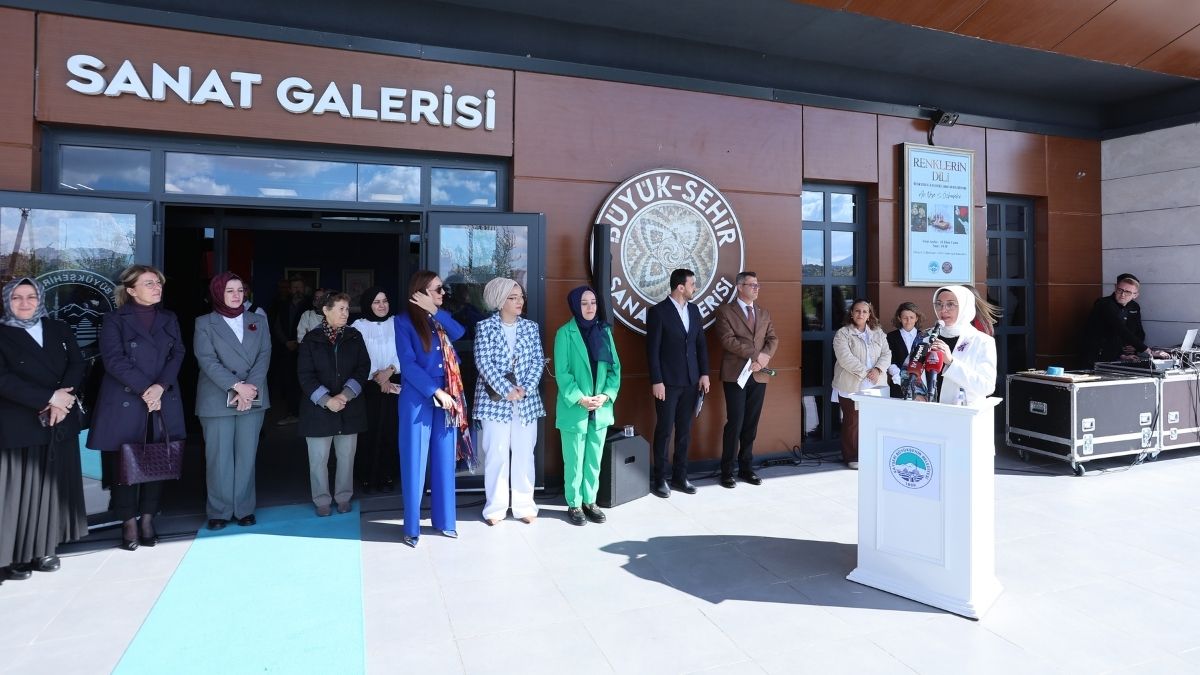 Kayseri’de Renklerin Dili Resim Sergisi Büyük Ilgi Gördü (3)