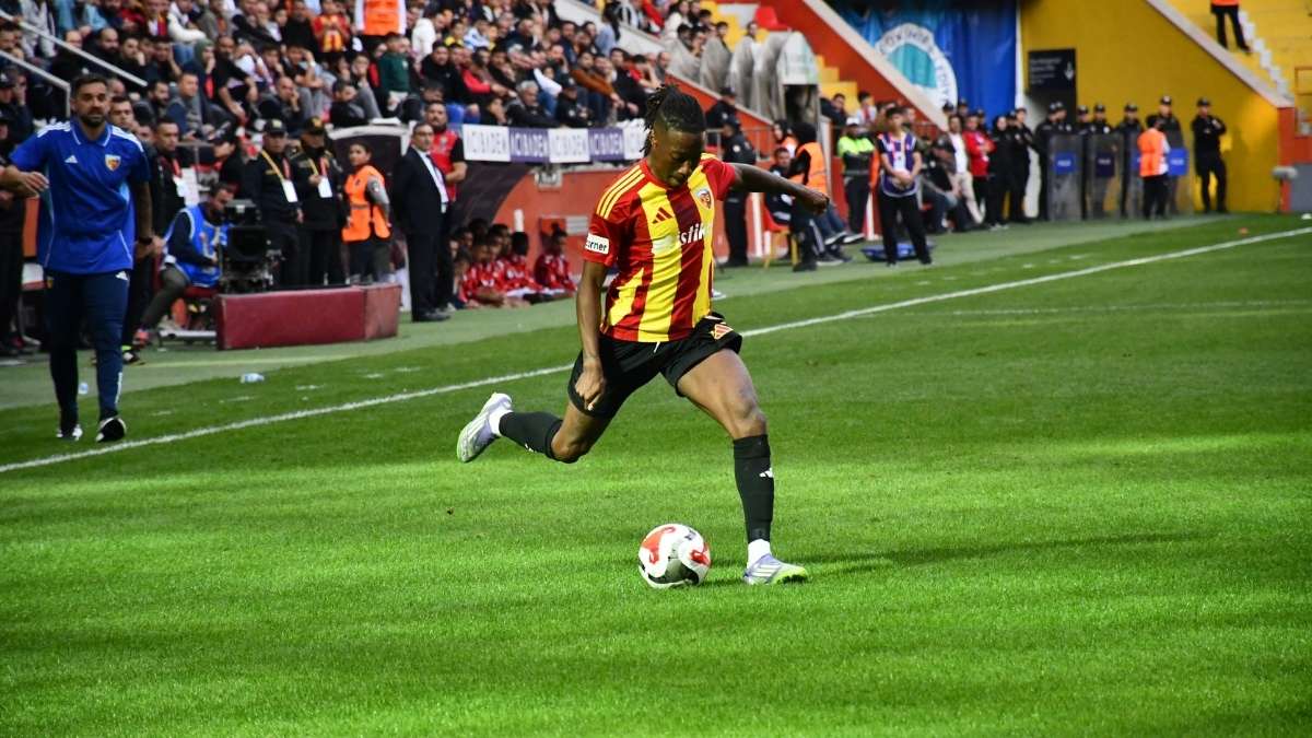Kayserispor Samsunspor Ilk Yari (1)