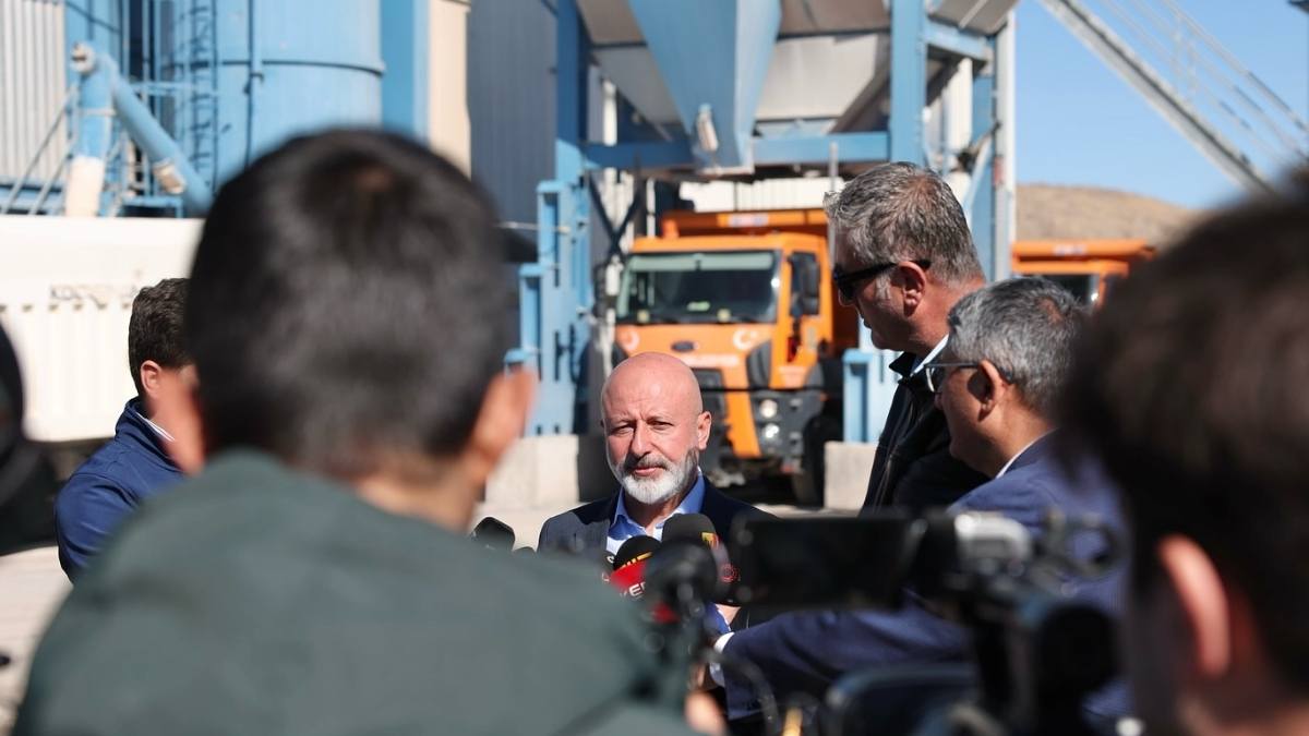 Kocasinan Belediyesi 1 Milyon 225 Bin Asfaltla Tarih Yazdı!6