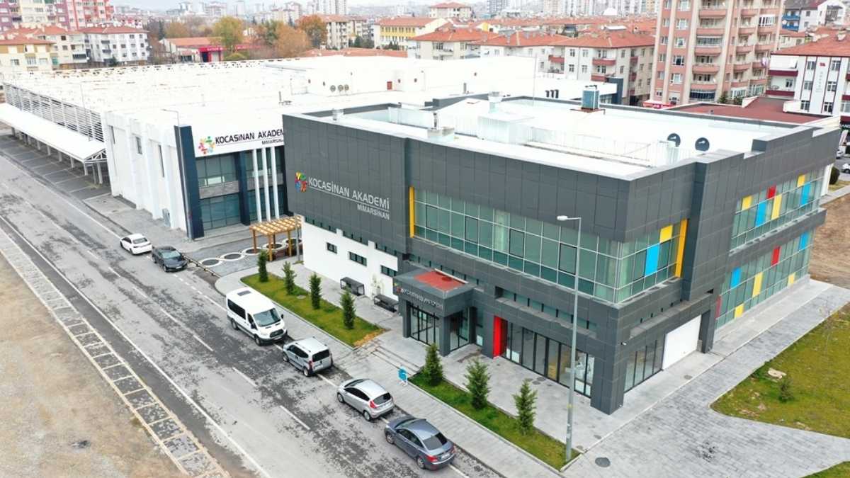 Kocasinan Sosyal Tesislerle Yenileniyor Başkan Çolakbayrakdar’dan 46 Dev Proje!10