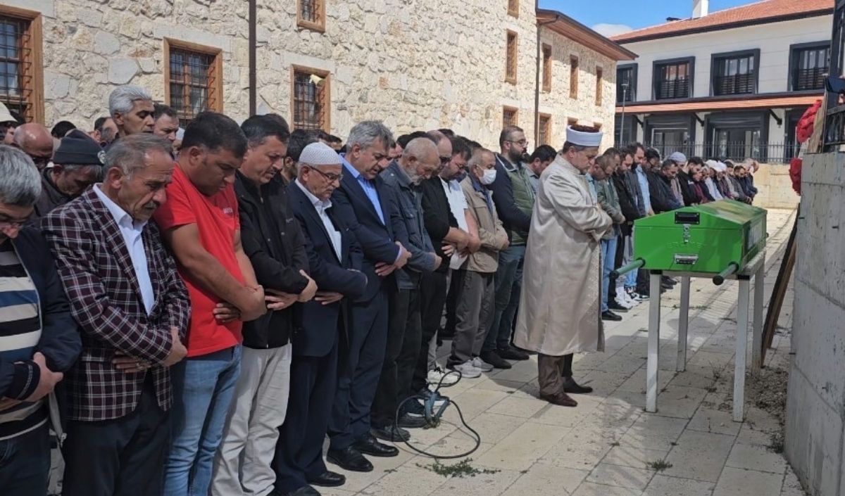 Konya’da Trafik Kazasında Hayatını Kaybeden Öğretmen (1)