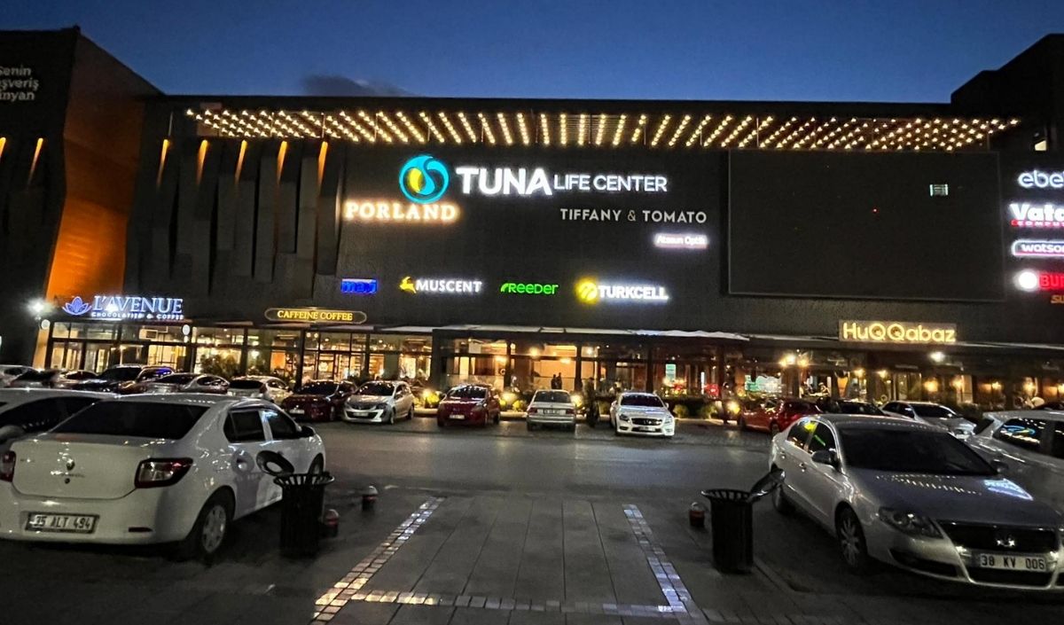 Tuna center