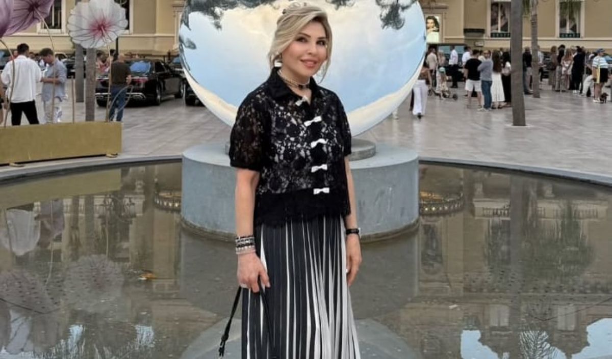 gitmediği yerlere kendisini şoplayan kadın