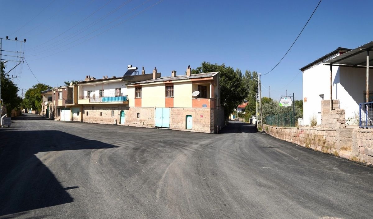 Küçükbürüngüz Mahallesi Subaşı Mahallesi Asfalt Yol Çalışması (1)