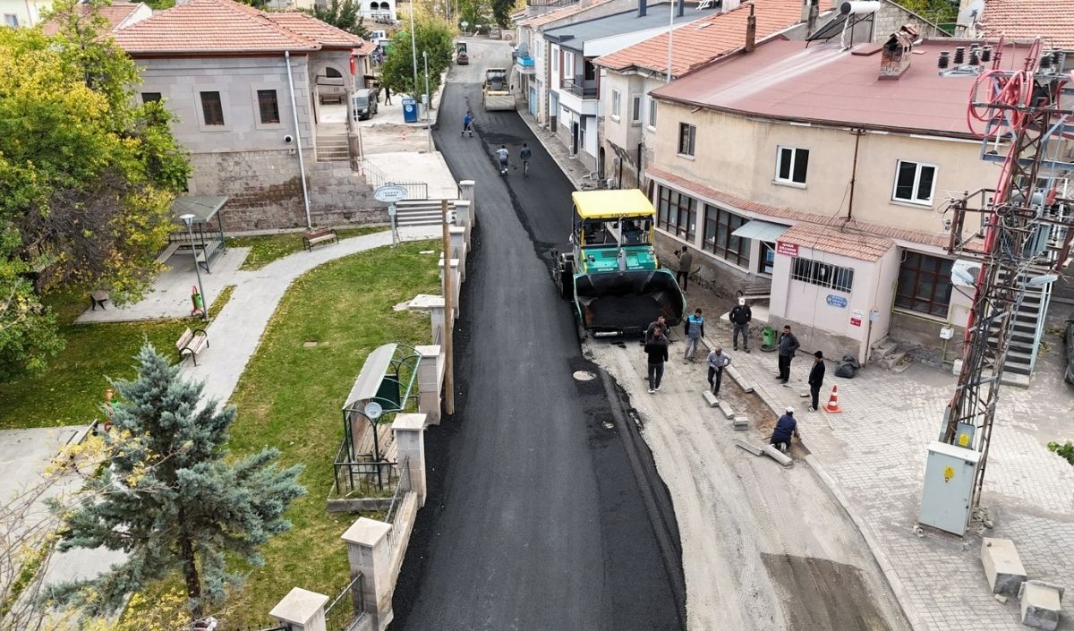Küçükbürüngüz Mahallesi Subaşı Mahallesi Asfalt Yol Çalışması (4)