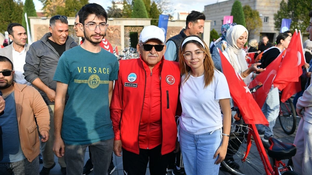 Memduh Büyükkılıç Cumhuriyet Için Pedal Çevirdi (7)