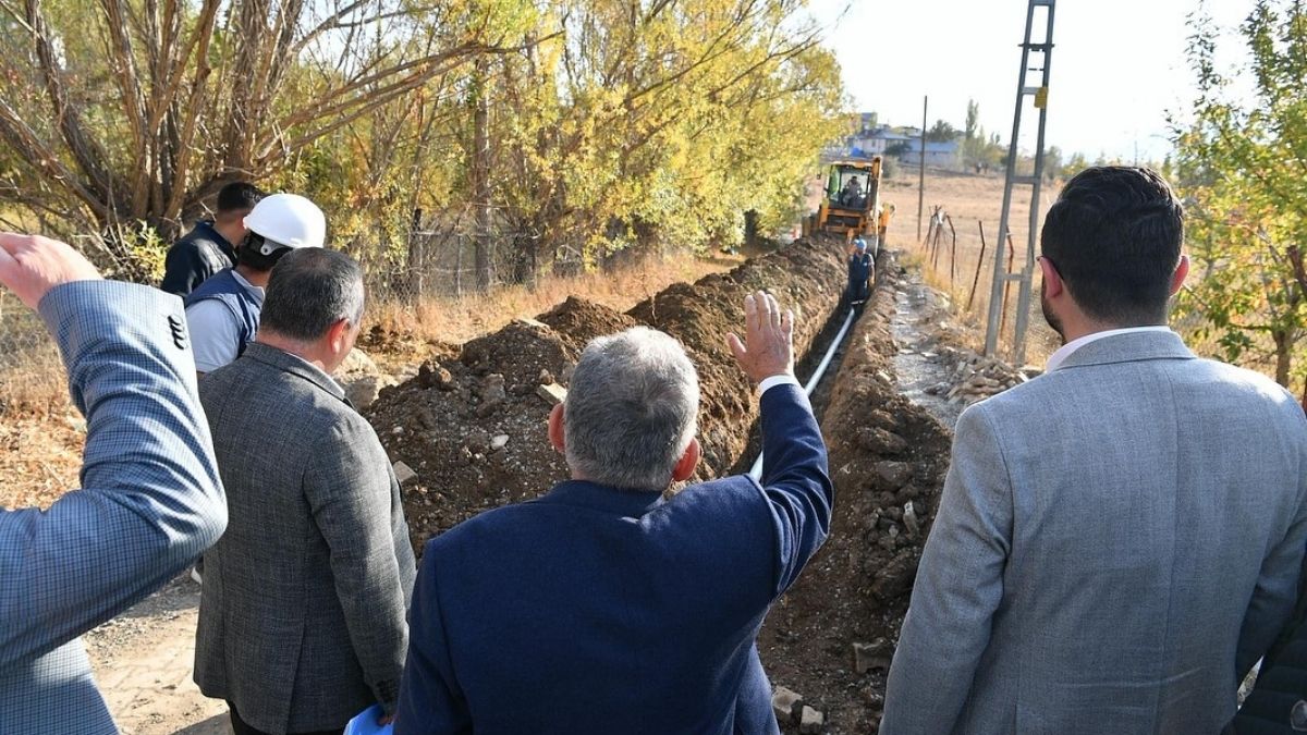 Memduh Buyukkilic Sarız (5)