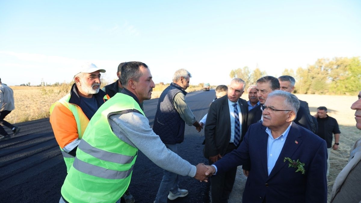 Memduh Büyükkılıç Yeşilhisar Asfalt Çalışması (5)